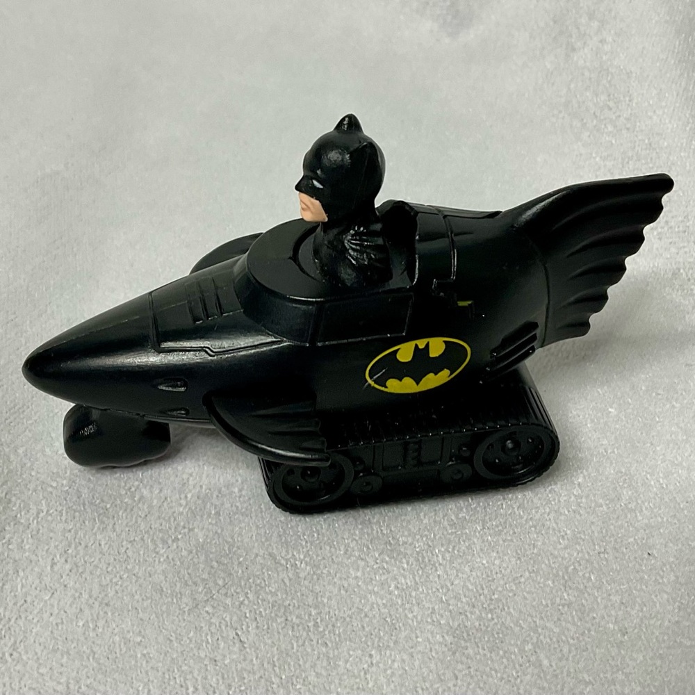 Vintage DC Comics 1991 Batman In Car Collectible Character 4" Action Figure